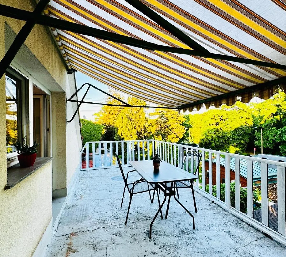 Spacious 6Br Shared Villa With Garden Near Danube For 16 Guests Vienna 0*,  Austria