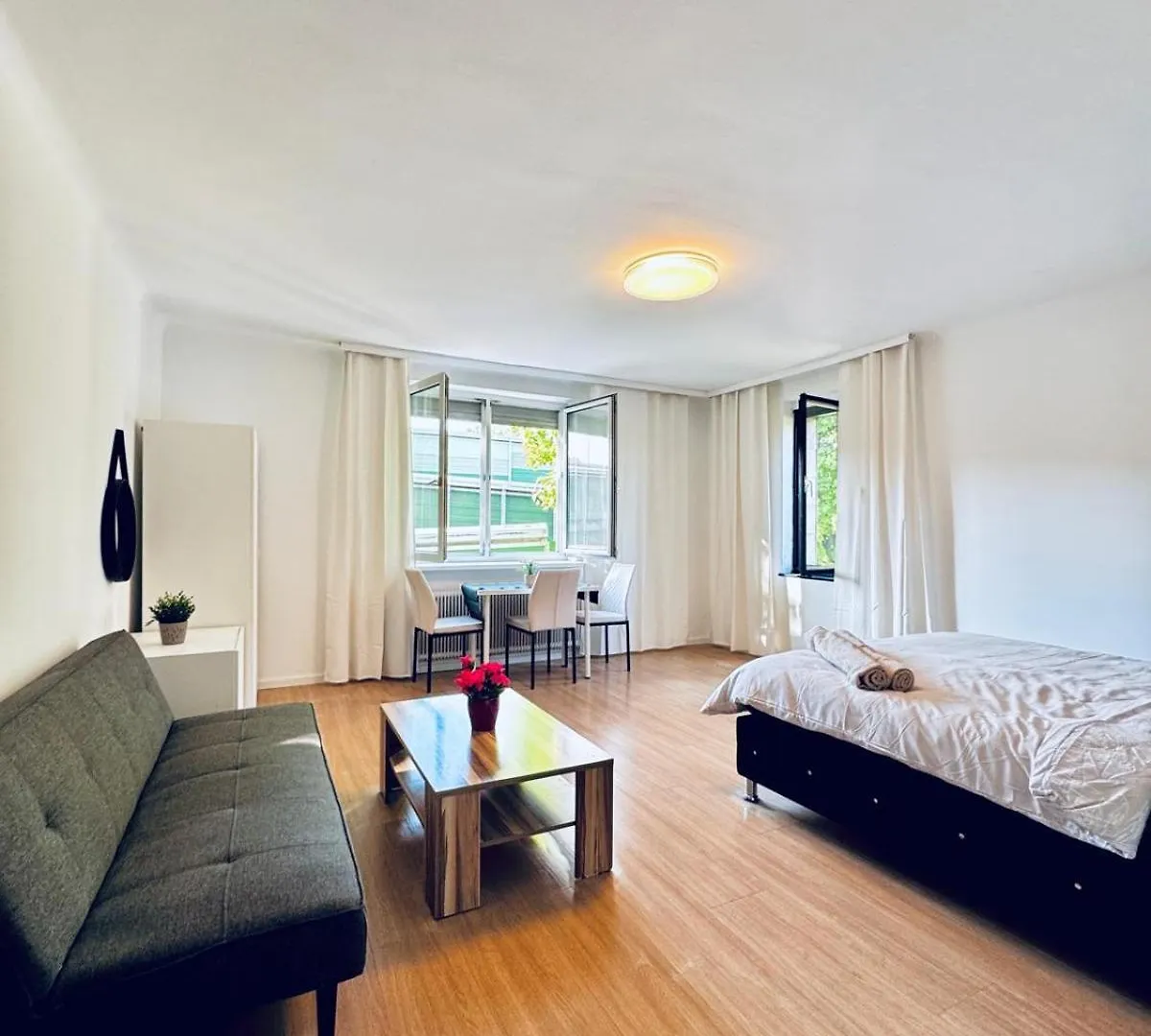 Spacious 6Br Shared Villa With Garden Near Danube For 16 Guests Vienna Apartment