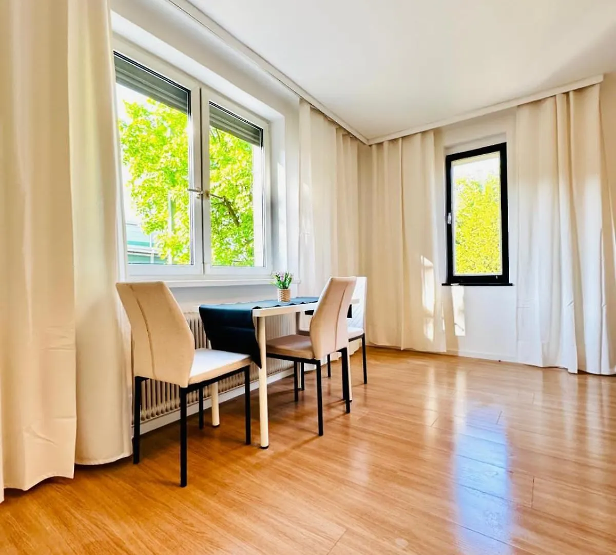Apartment Spacious 6Br Shared Villa With Garden Near Danube For 16 Guests Vienna