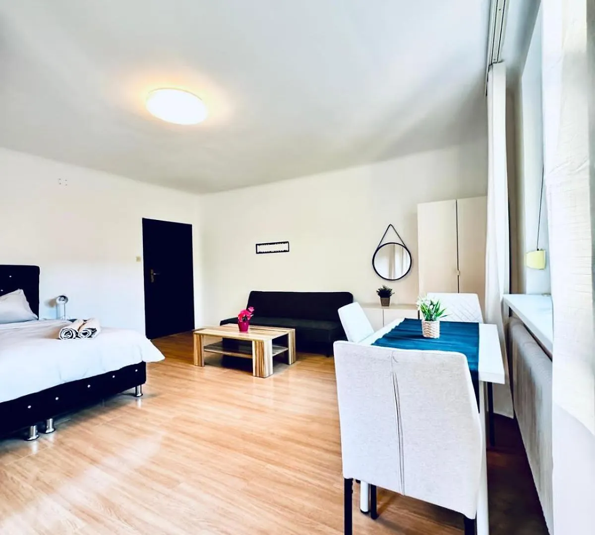 Spacious 6Br Shared Villa With Garden Near Danube For 16 Guests Vienna Austria