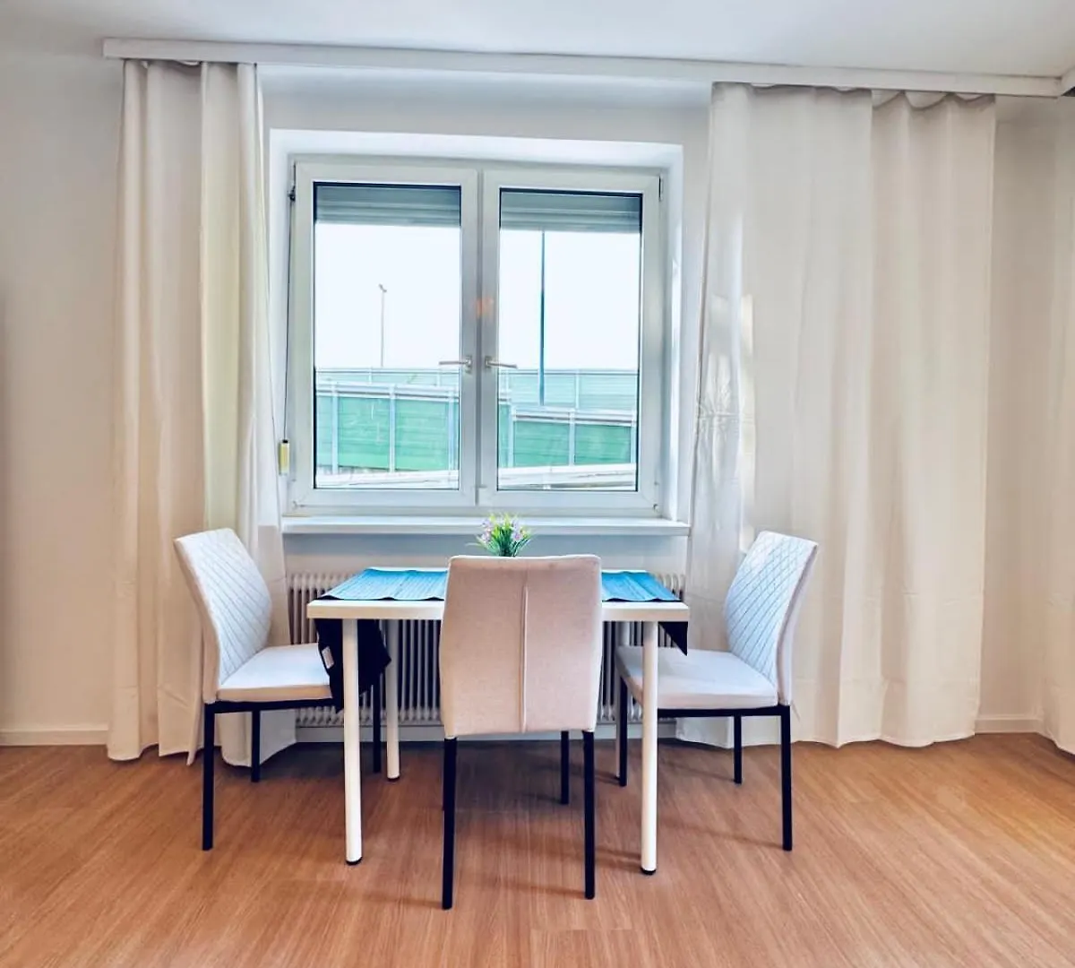 Spacious 6Br Shared Villa With Garden Near Danube For 16 Guests Vienna