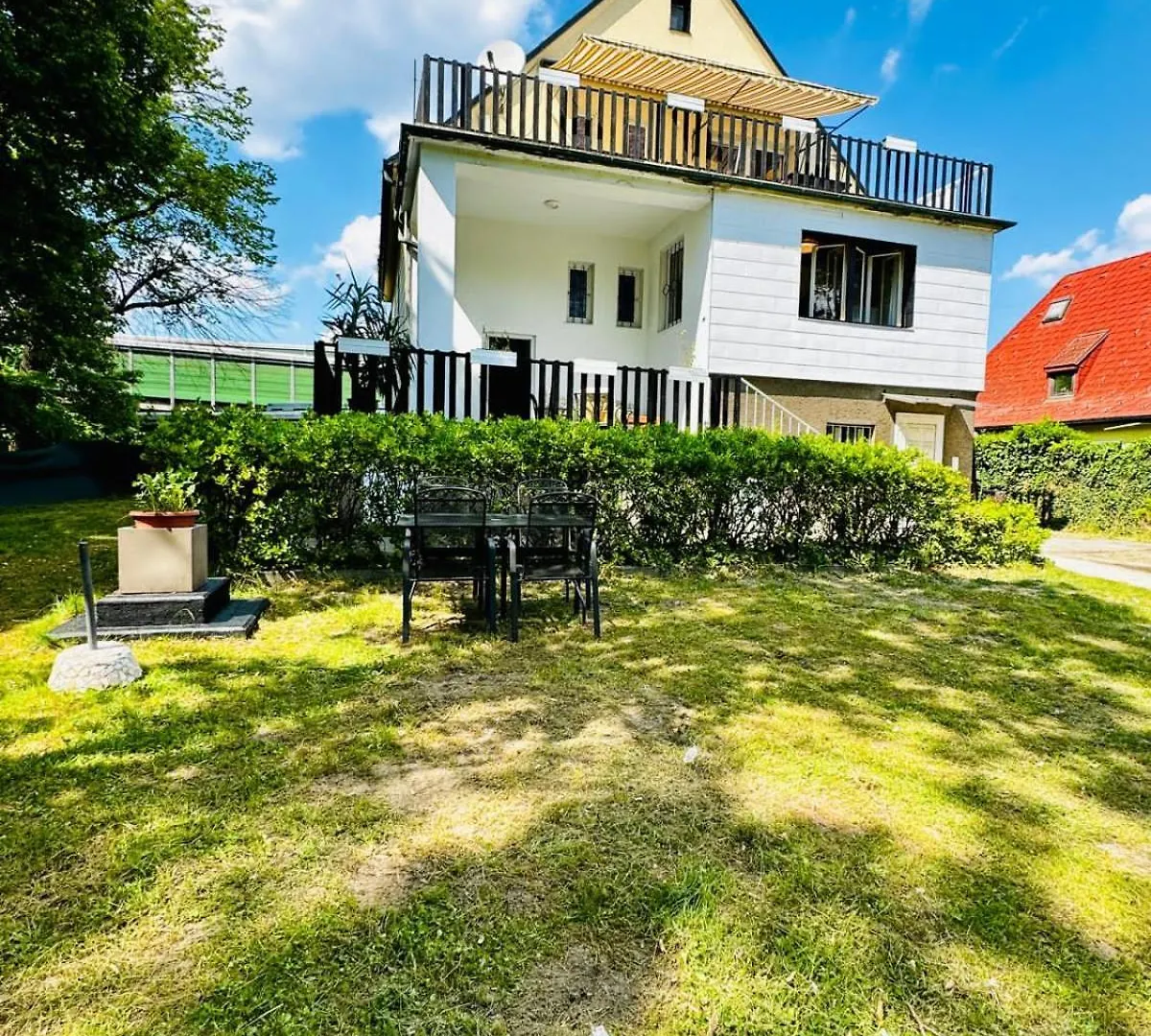 Spacious 6Br Shared Villa With Garden Near Danube For 16 Guests Vienna