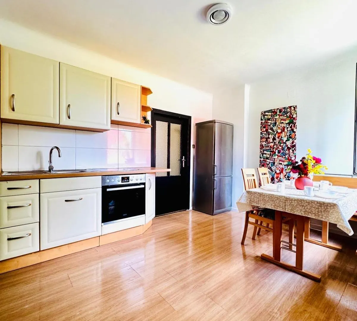 Spacious 6Br Shared Villa With Garden Near Danube For 16 Guests Vienna