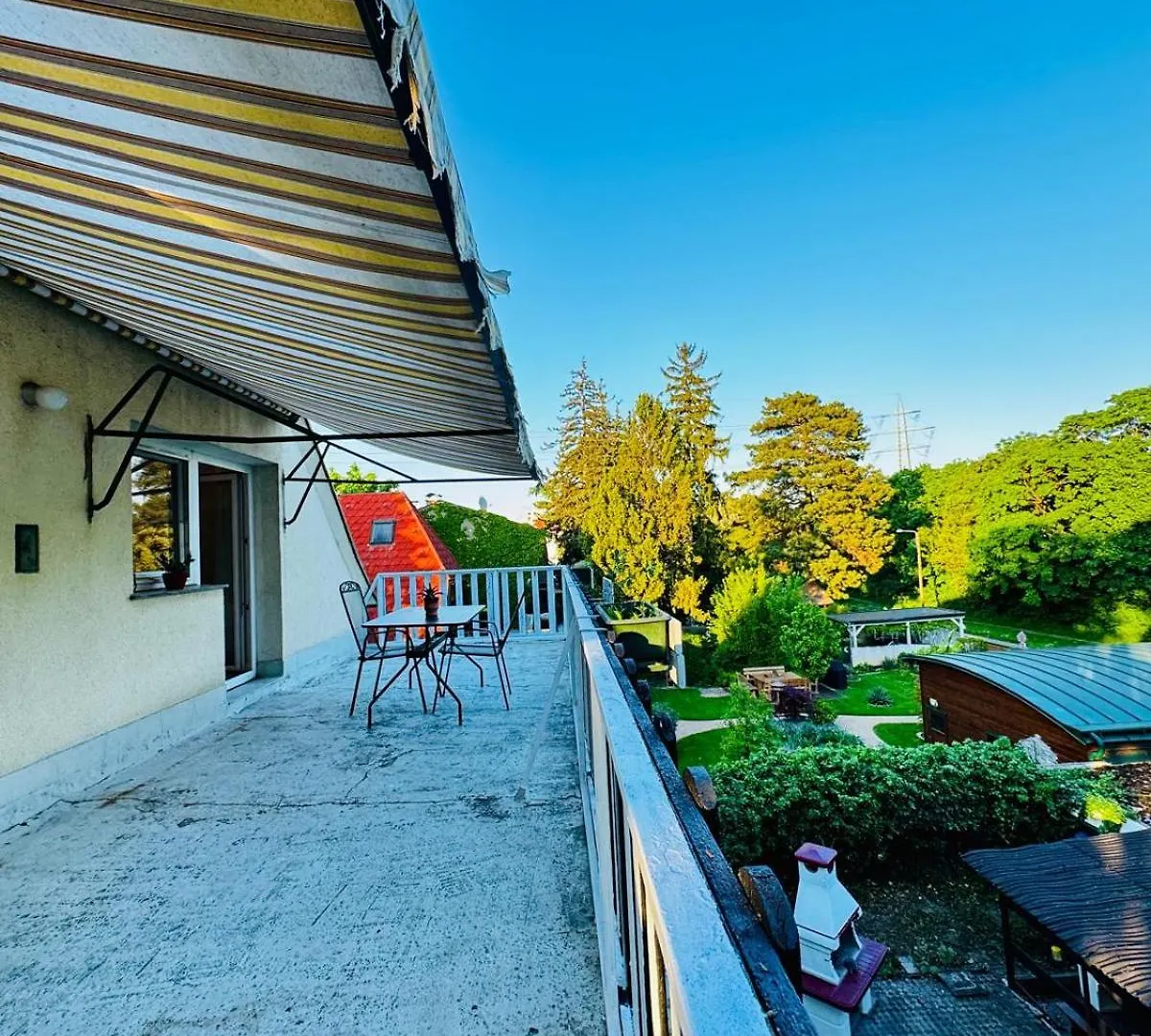 Spacious 6Br Shared Villa With Garden Near Danube For 16 Guests Vienna 0*,  Austria