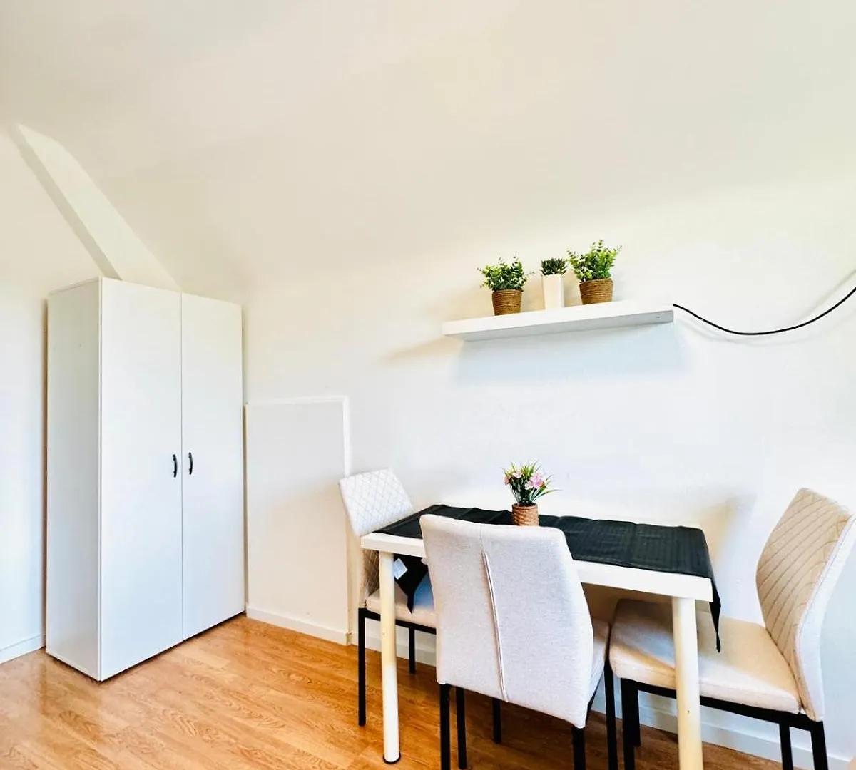 Spacious 6Br Shared Villa With Garden Near Danube For 16 Guests Vienna