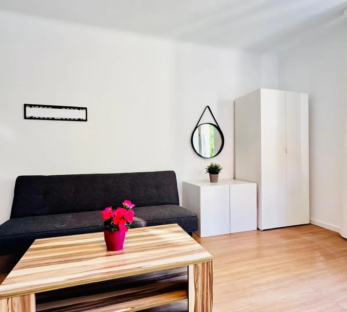 Spacious 6Br Shared Villa With Garden Near Danube For 16 Guests Vienna Apartment